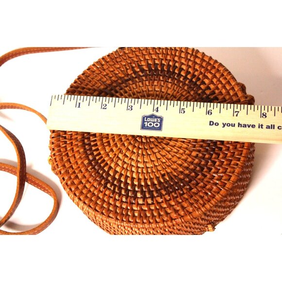 Handwoven Round Brown Rattan Woven Wicker Shoulder Handbag Crossbody Boho Purse - Picture 5 of 9